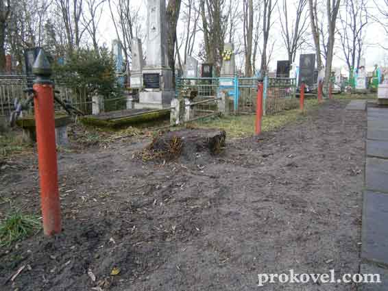 У Ковелі на кладовищі &laquo;похазяйнували&raquo; злодії