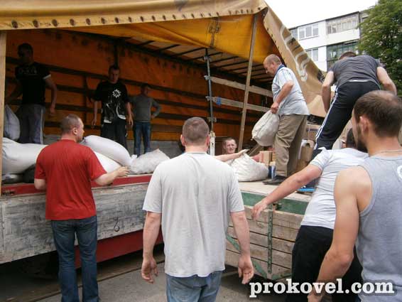 Ковельський район зібрав 20 тонн благодійного вантажу військовим