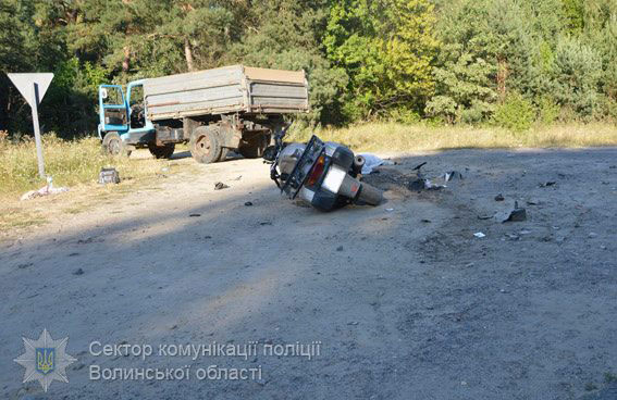 Внаслідок ДТП біля Ковеля загинули двоє людей