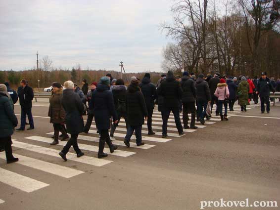 Підприємці ковельських ринків перекрили міжнародну трасу &laquo;Київ-Варшава&raquo;. Фото