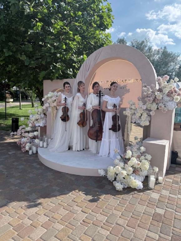 Струнний квартет на весіллі у Києві